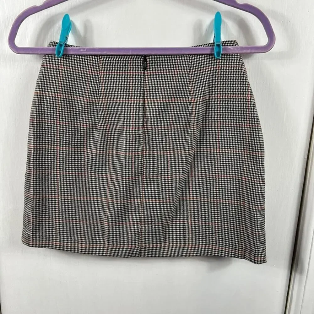 Forever 21 Contemporary Black Tan Houndstooth A-Line Skirt Small | Button Front